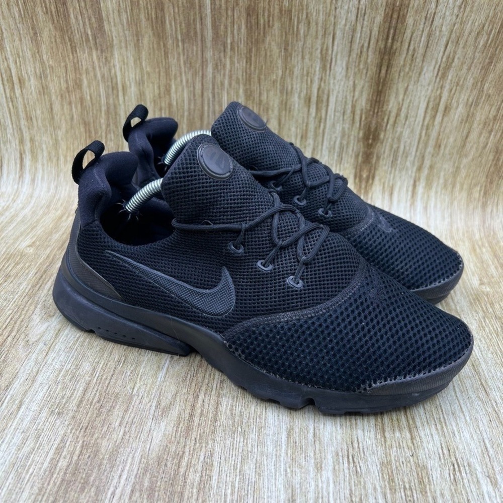 Nike‎ Presto Fly Women's Size 7.5 Triple Black Sneakers Shoes 910569-001